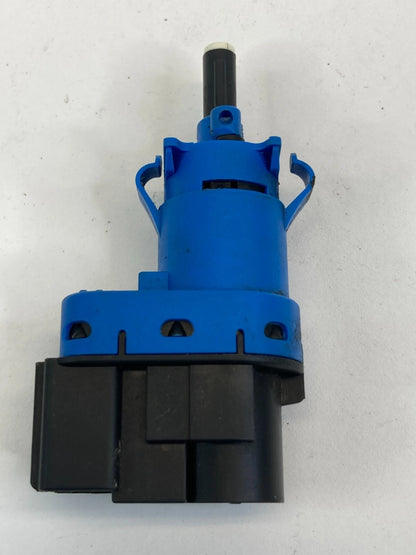 2004-2010 MAZDA 3 MAZDA3 BRAKE PEDAL STOP LIGHT LAMP SENSOR SWITCH ASEMBLY