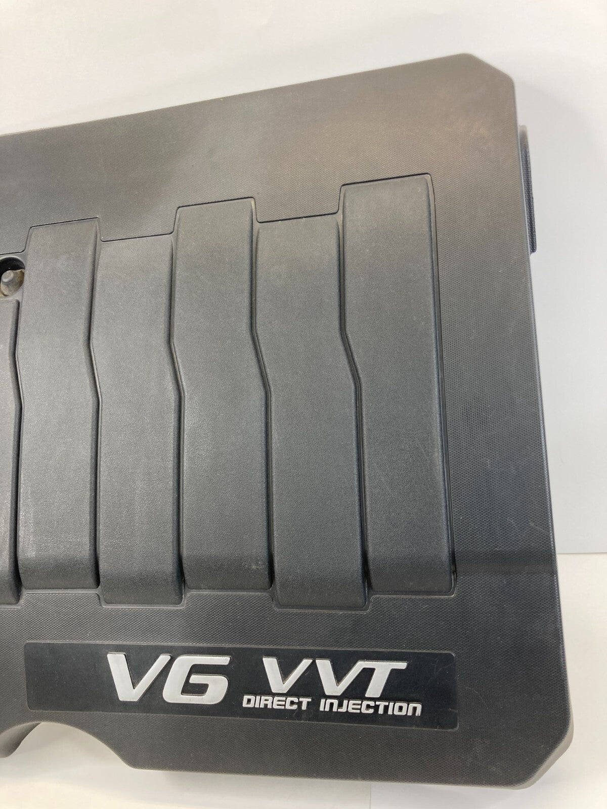 2010-2016 Buick LaCrosse 3.6L V6 A/T Engine Cover Motor Top Trim 12636611 OEM