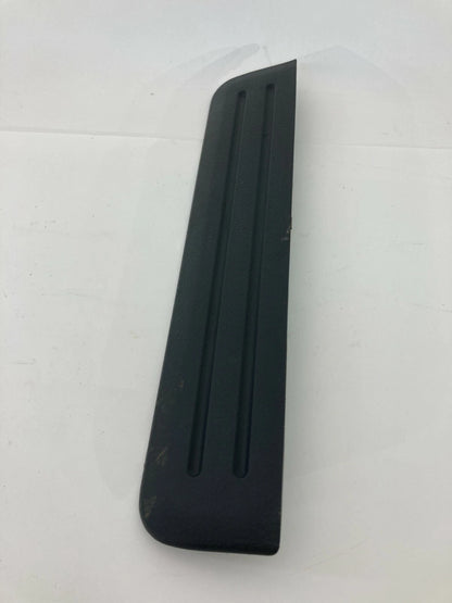 2003 KIA SORENTO REAR LEFT DRIVER SIDE DOOR STEP SILL TRIM PANEL 85882-3E000 OEM