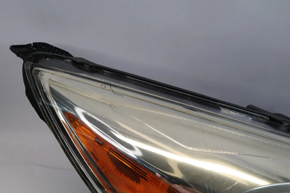 15-18 FORD FOCUS FR RIGHT PASSENGER SIDE HEADLIGHT LAMP HALOGEN F1EB13W029N OEM