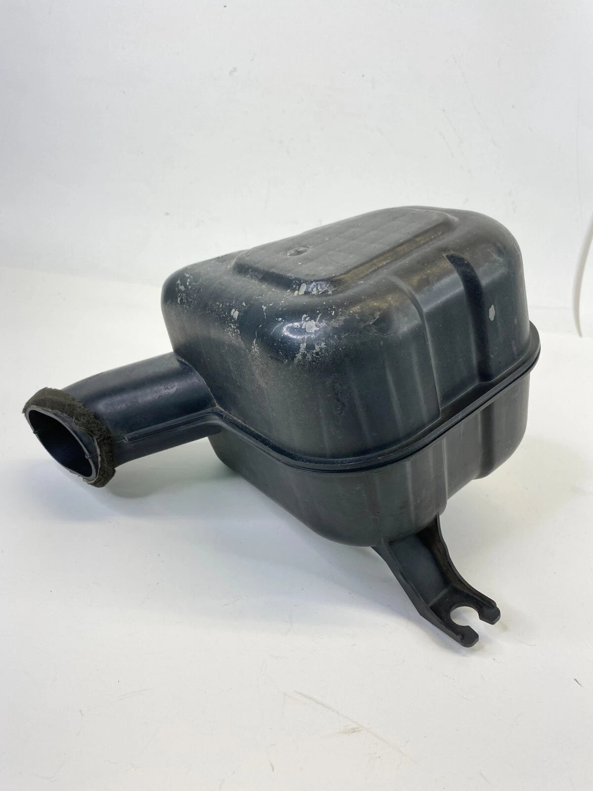 1999-2003 LEXUS RX300 AIR INTAKE RESONATOR CHAMBER FILTER BOX OEM 1780520030