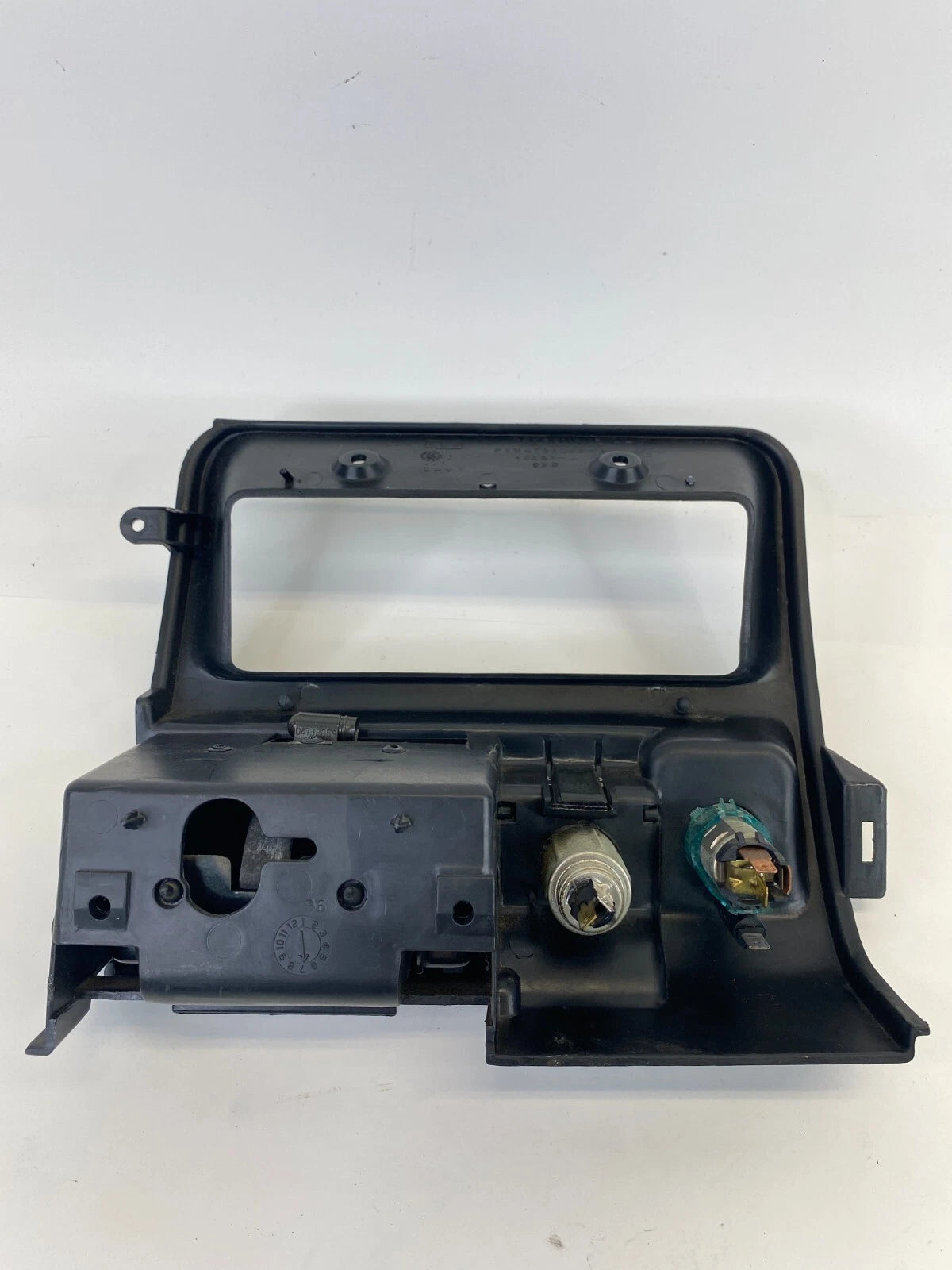 1997-1998 JEEP GRAND CHEROKEE DASH LOWER POCKET W/ POWER OUTLET 55115113 OEM