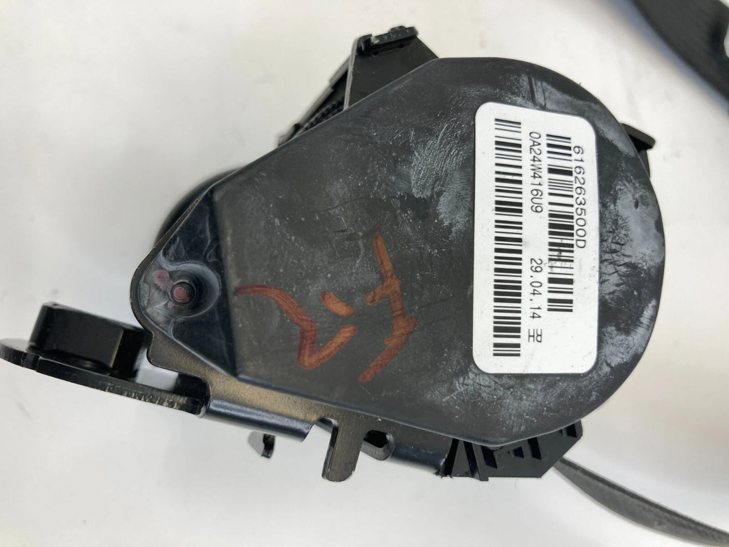 11-16 CHEVROLET CRUZE FRONT RIGHT PASSENGER SEAT BELT RETRACTOR 616263500D