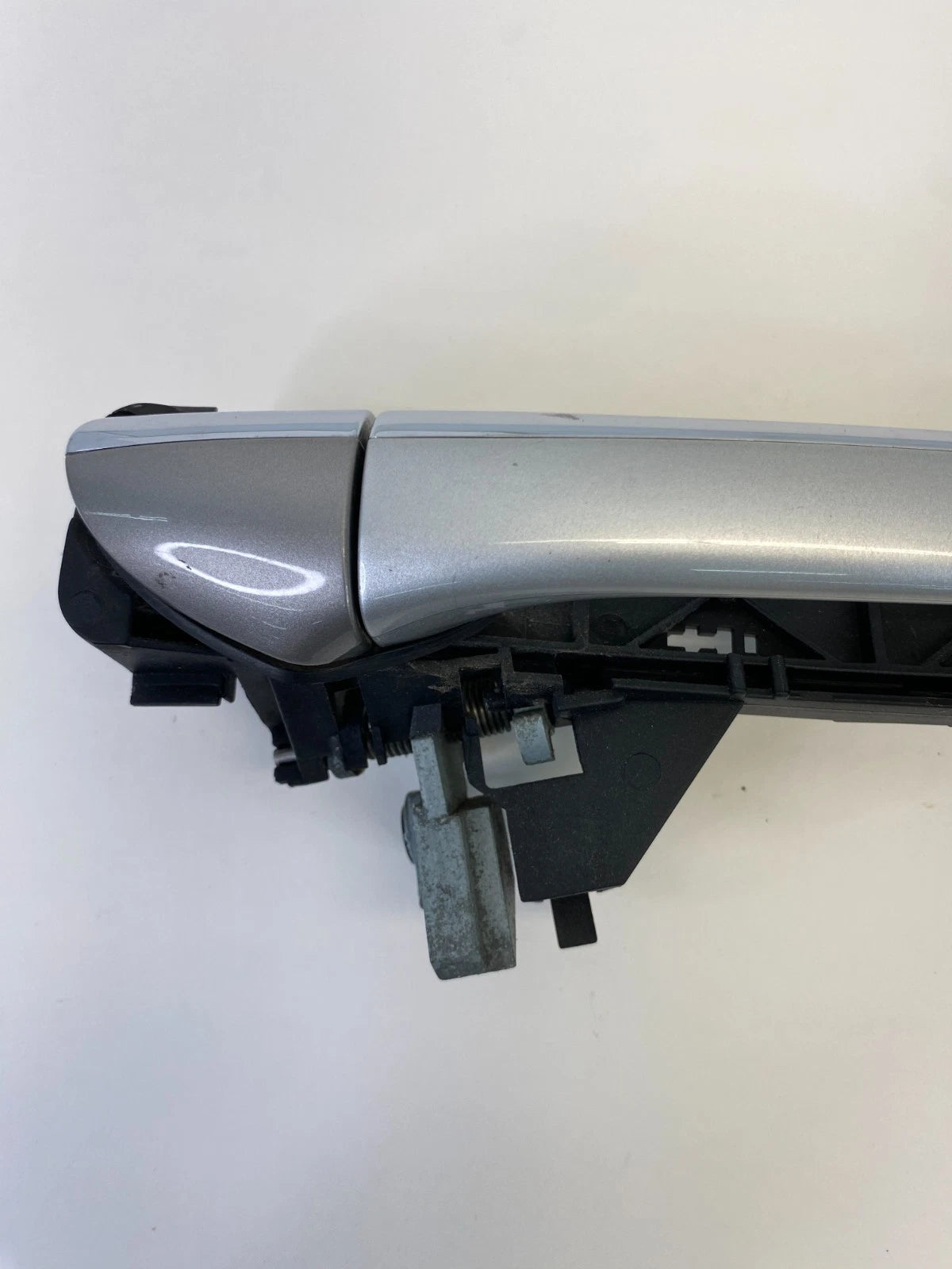 2000-2006 MERCEDES W220 S430 S500 FRONT RIGHT PASSENGER EXTERIOR DOOR HANDLE OEM