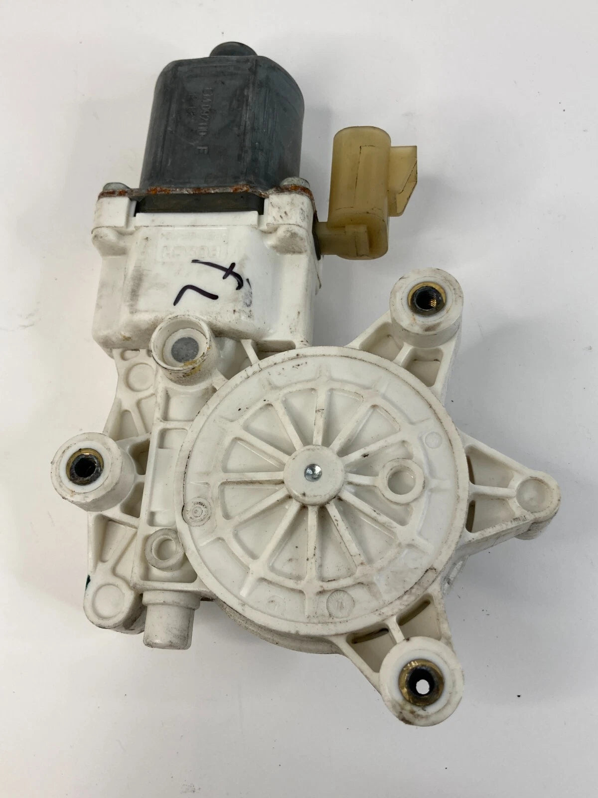 2006-2013 CHEVROLET IMPALA FRONT LEFT DOOR POWER WINDOW MOTOR 0130822260 OEM