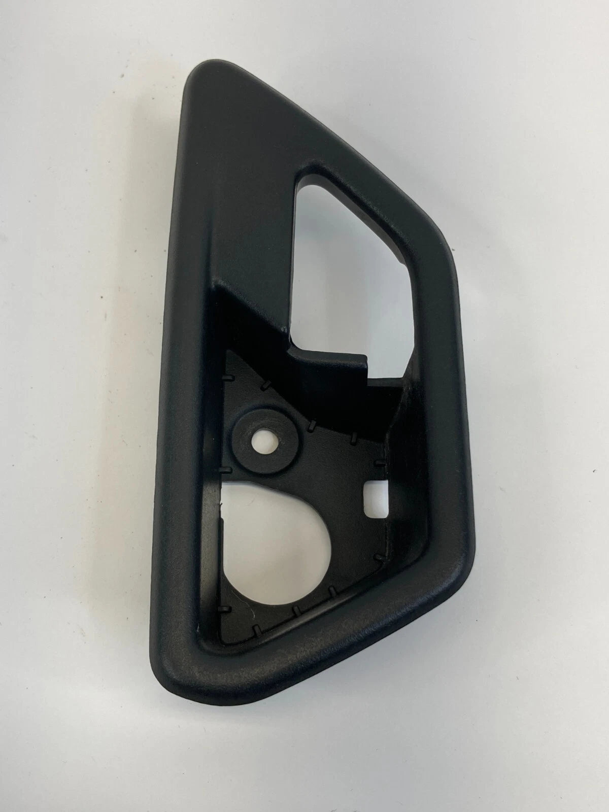 2009 2010 DODGE JOURNEY FRONT RIGHT INTERIOR DOOR HANDLE BEZEL 100000254 OEM