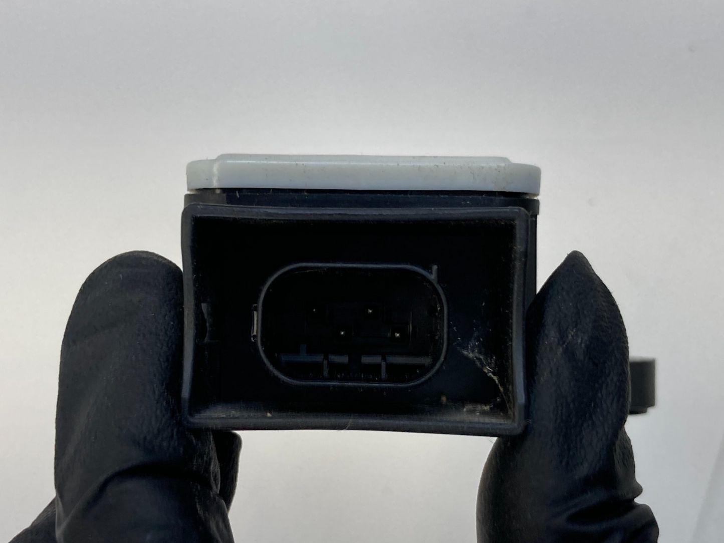 2007-2011 GMC Yukon 5.3L V8 Vehicle Yaw Rate Sensor Control Module 15197080 OEM