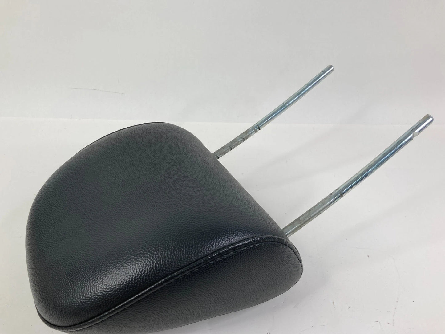 2007-2010 CHRYSLER 300 FRONT SEAT HEADREST LEFT DRIVER SIDE HEAD REST LEATHER
