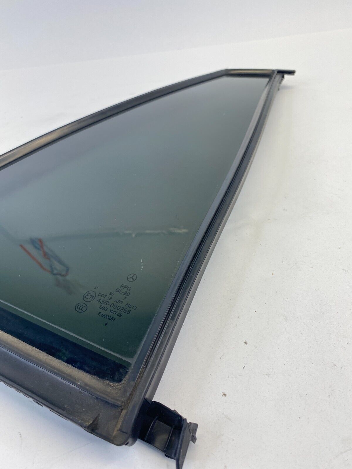 2006-2012 Mercedes-Benz R350 Rear Right Side Quarter Window Glass A2517301855