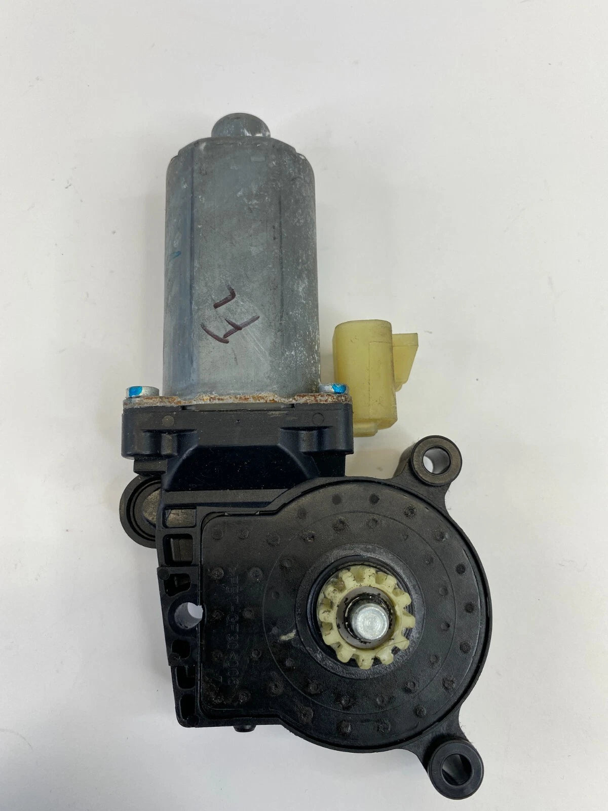 2002-2007 SATURN VUE FRONT LEFT SIDE DOOR POWER WINDOW MOTOR 6004-PA1019 OEM