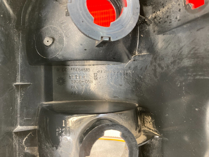 93-98 Jeep Grand Cherokee Rear Left Driver Side Tail Light Taillight 55C54513