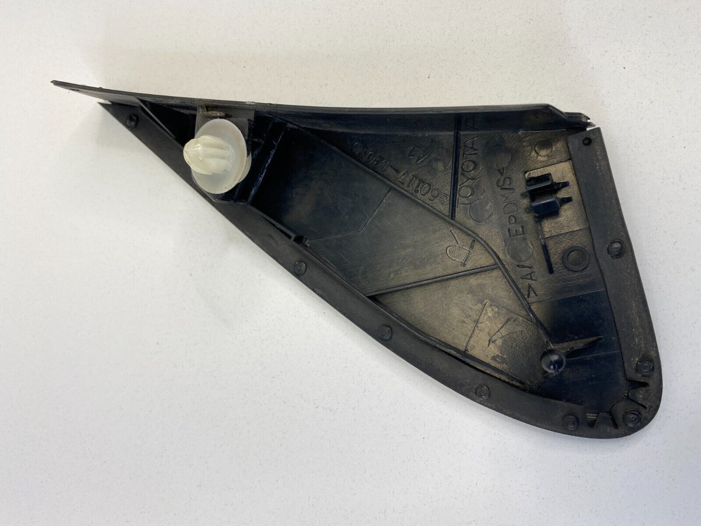 2003-2008 Toyota Corolla Front Right Passenger Exterior Side View Corner Cover