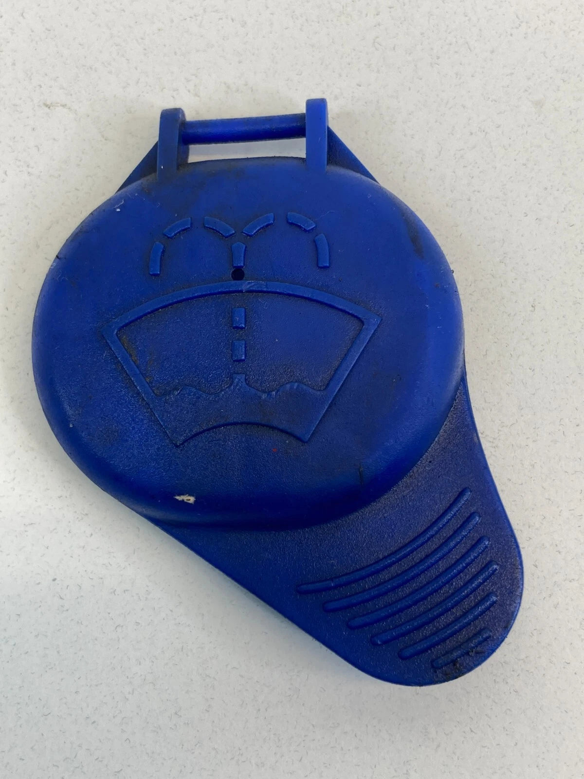 2001-2009 VOLVO S60 SEDAN WINDSHIELD WIPER WASHER RESERVOIR FLUID CAP 8620951