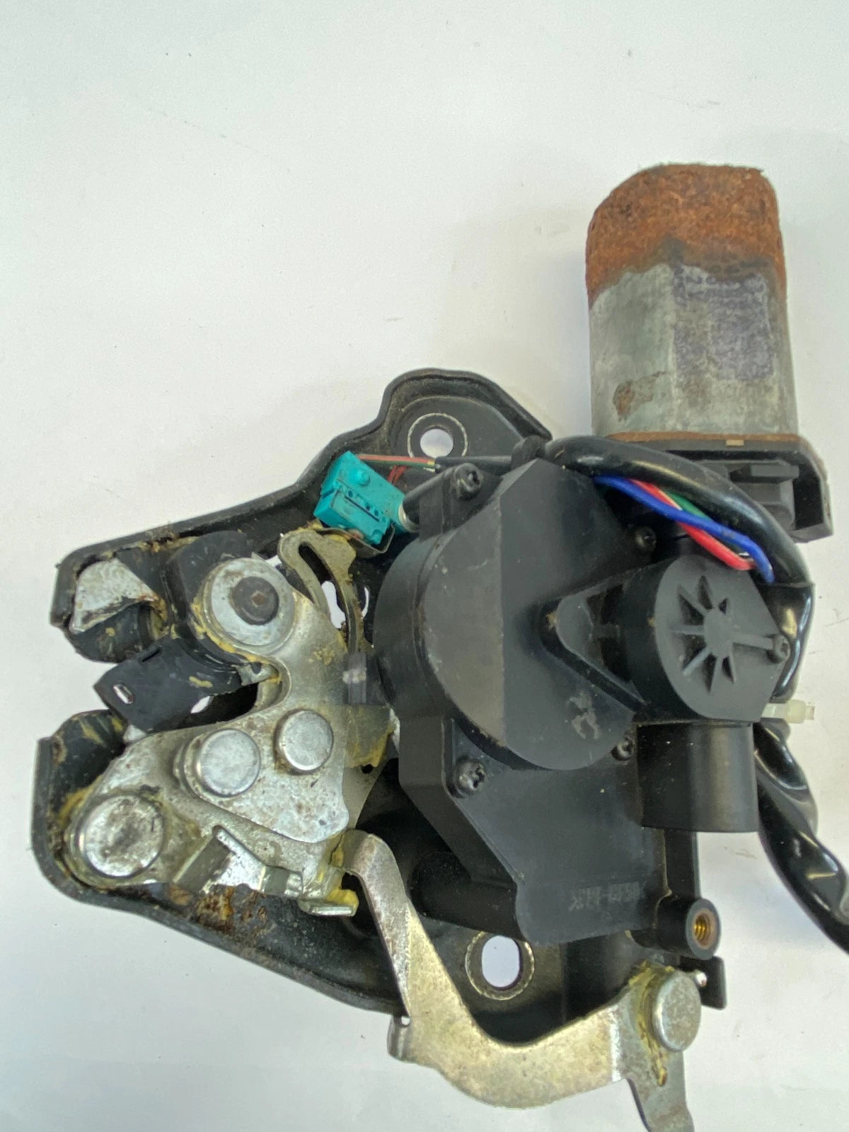 2007-2011 LEXUS GS350 REAR POWER TRUNK LOCK LATCH RELEASE ACTUATOR 64650-50020