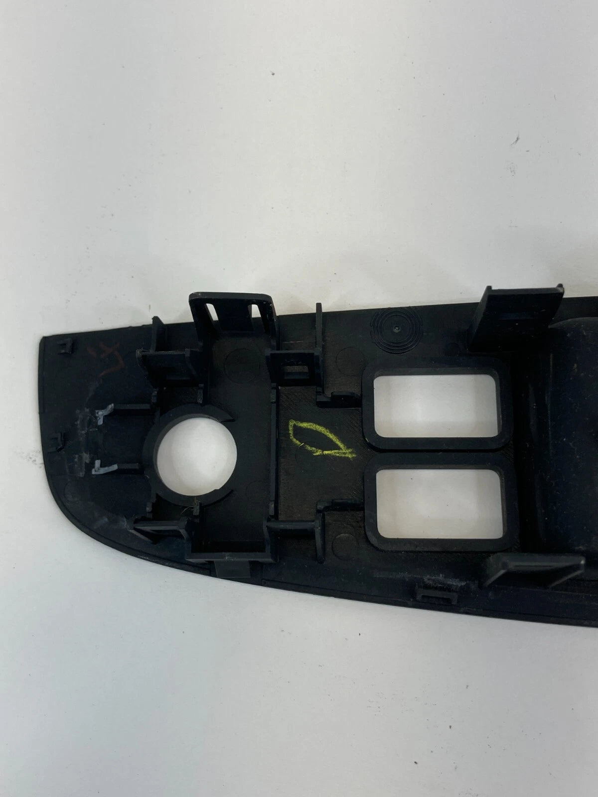 2007-2011 NISSAN ALTIMA FRONT LEFT DRIVER SIDE MASTER WINDOW SWITCH BEZEL OEM