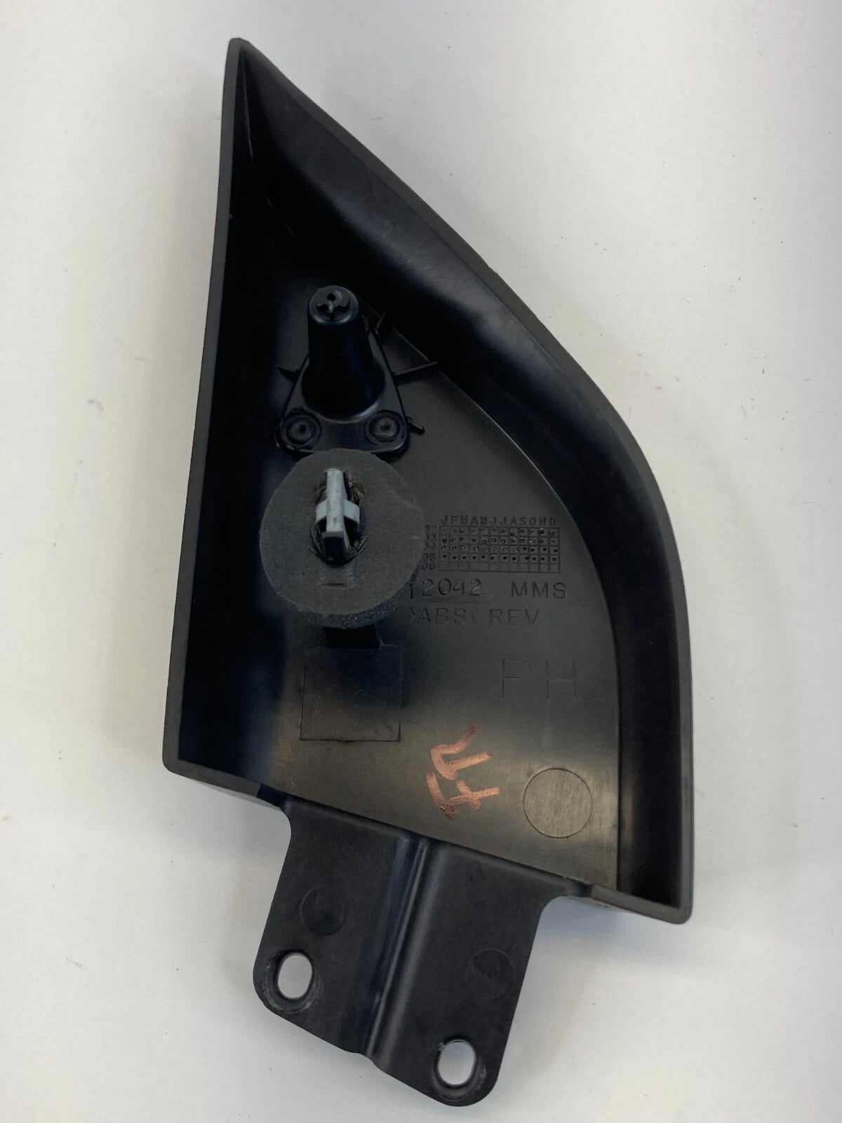 2004-2006 CADILLAC SRX FRONT RIGHT INNER DOOR MIRROR CORNER TRIM COVER 12042 MMS