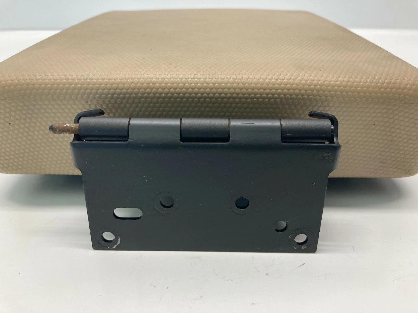2008 2009 2010 2011 2012 FORD ESCAPE CENTER CONSOLE ARMREST ARM REST LID COVER