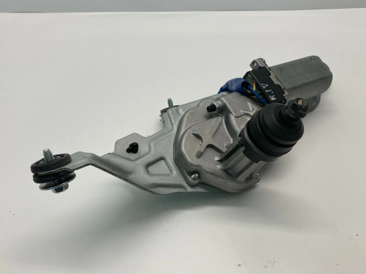 2007-2011 HYUNDAI ACCENT HATCHBACK REAR WIPER MOTOR ASSEMBLY 98700-1E000 OEM