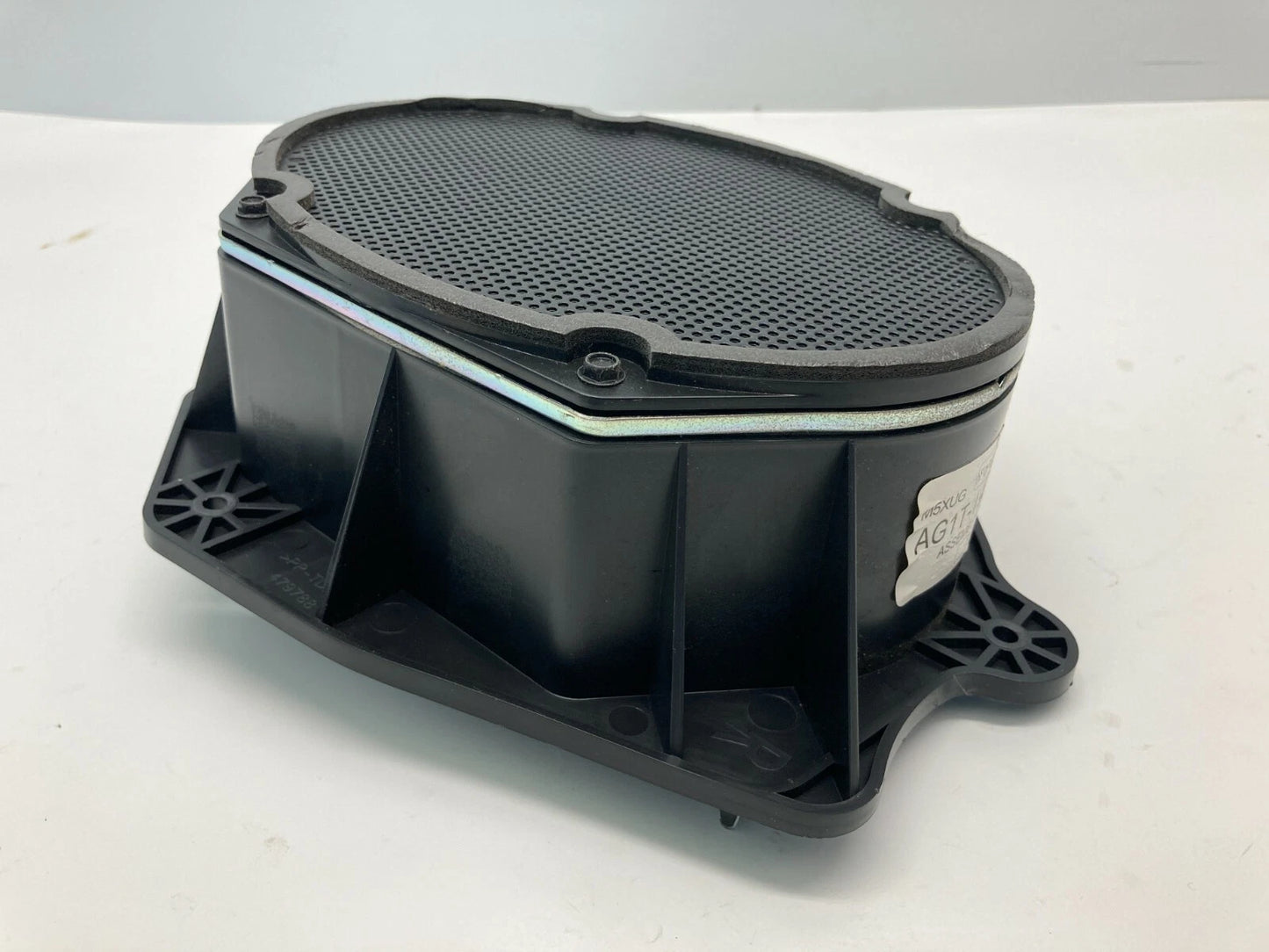 2013-2018 FORD TAURUS REAR RIGHT PASSENGER SIDE AUDIO SPEAKER 7U5T-18808-CA OEM