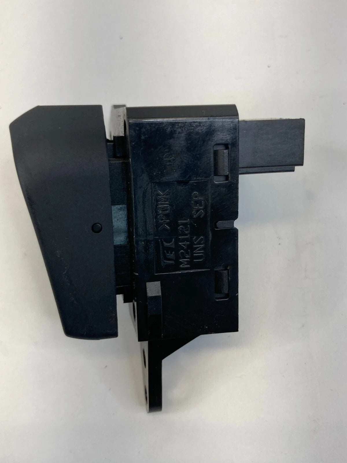 2004-2006 ACURA TL DASH PANEL INFORMATION INFO CONTROL SWITCH BUTTON M24121 OEM