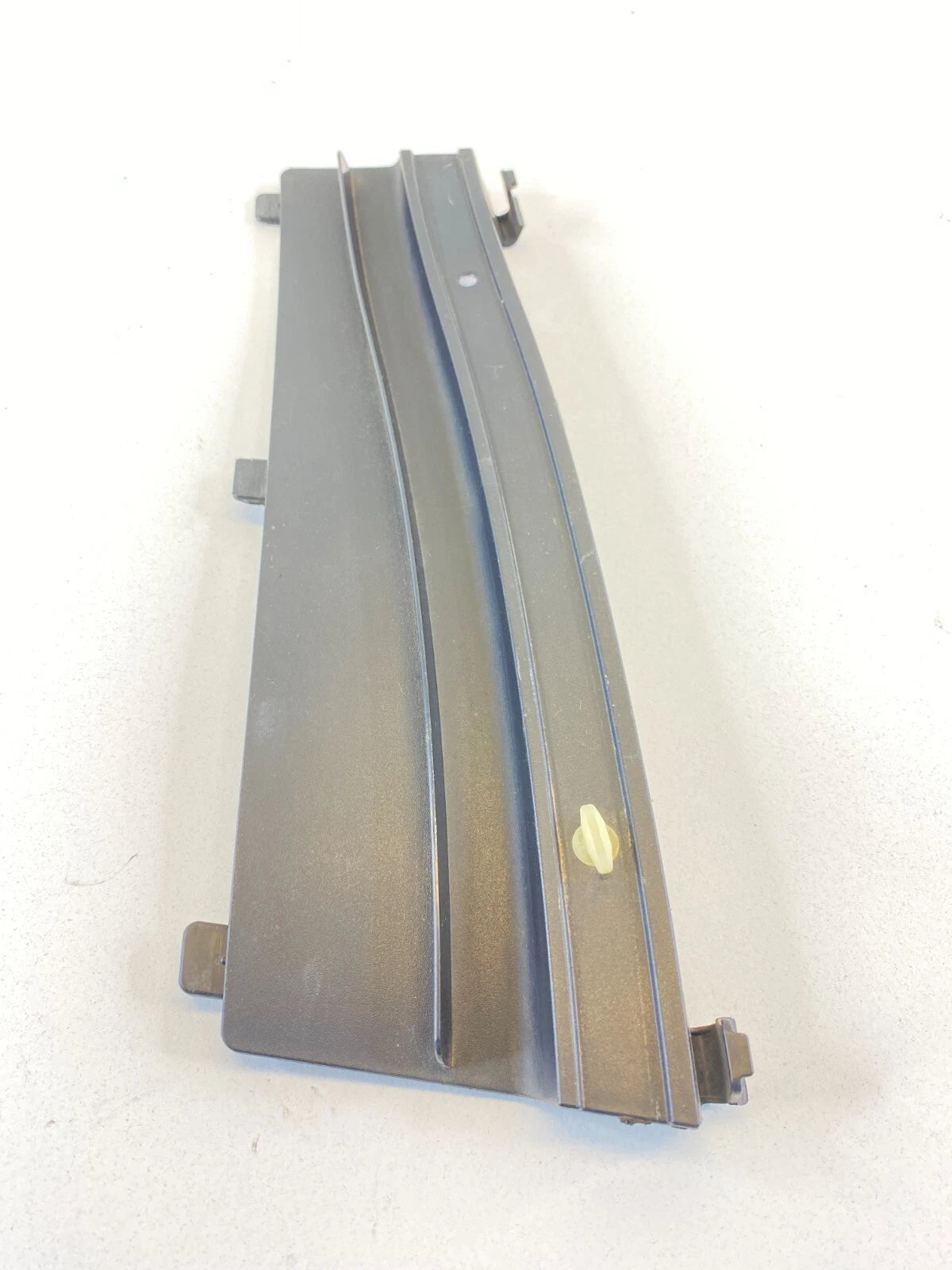 2011 TOYOTA PRIUS FRONT WINDSHIELD VENT LOUVER COWL COVER TRIM PANEL BEZEL OEM