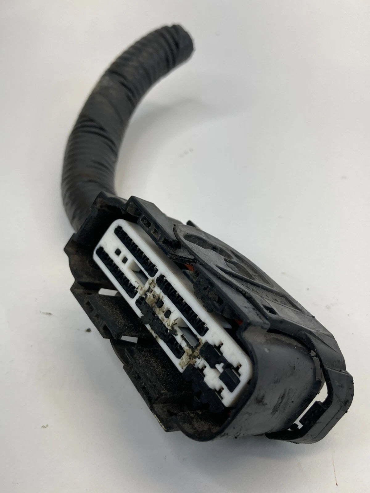 2011 NISSAN ROGUE FWD 2.5L L4 AT ABS ANTI LOCK BRAKE PUMP CONNECTOR PLUG RELAY