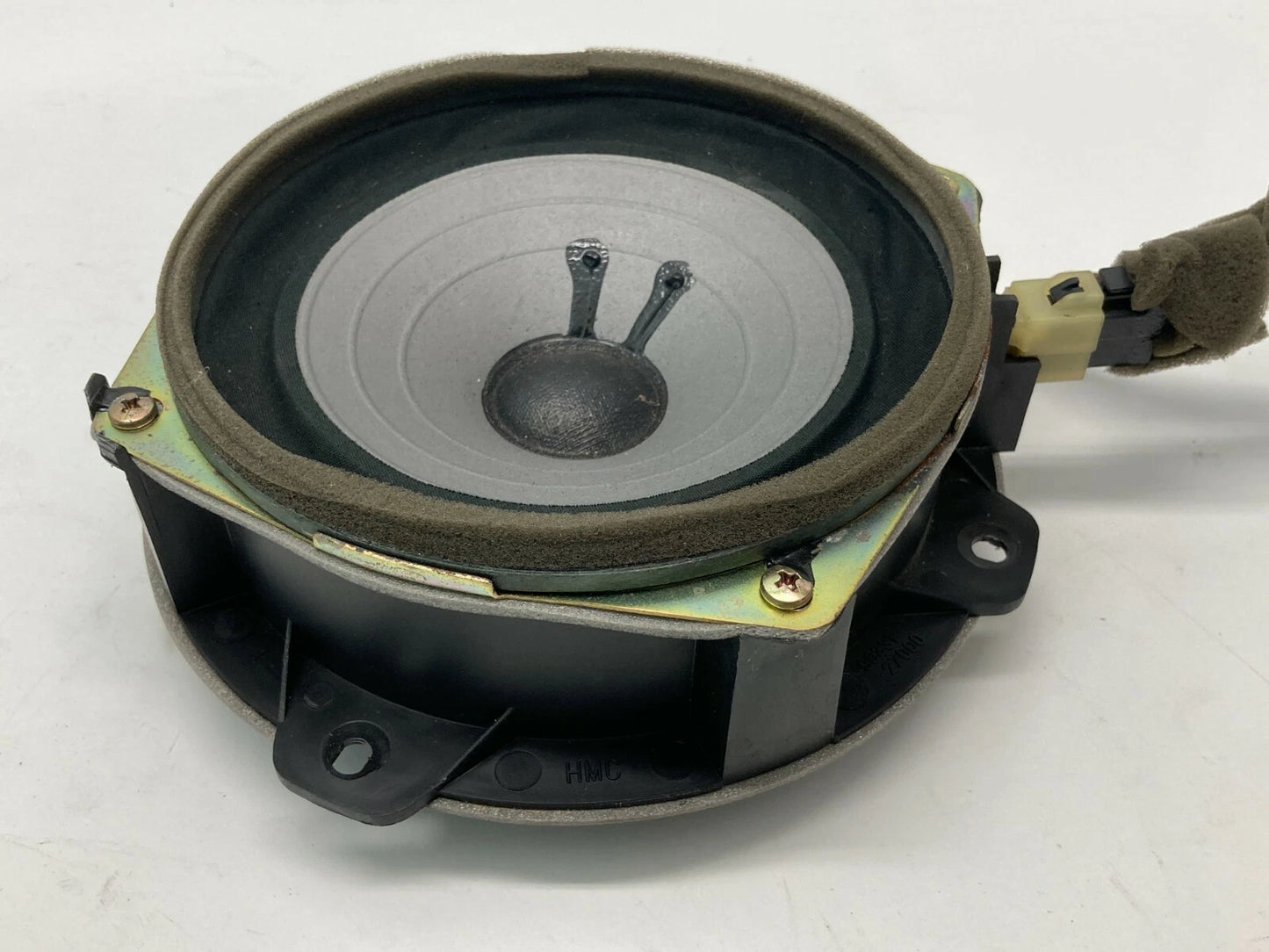 1997-2001 HYUNDAI TIBURON FRONT RIGHT SIDE DOOR AUDIO SPEAKER 96331-27000 OEM