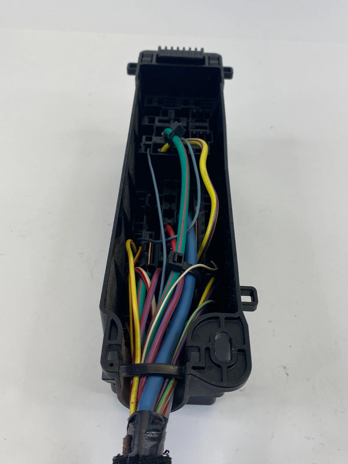 2013-2016 FORD ESCAPE 1.6L L4 ENGINE COMPARTMENT FUSE RELAY JUNCTION BOX OEM