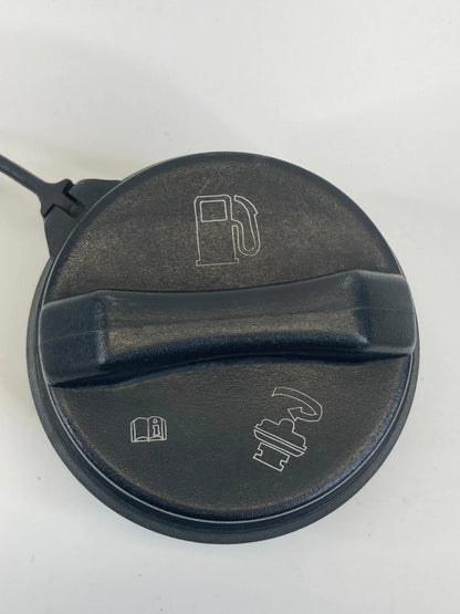 2009 2010 2011 CADILLAC STS FUEL FILLER GAS TANK LID CAP COVER OEM