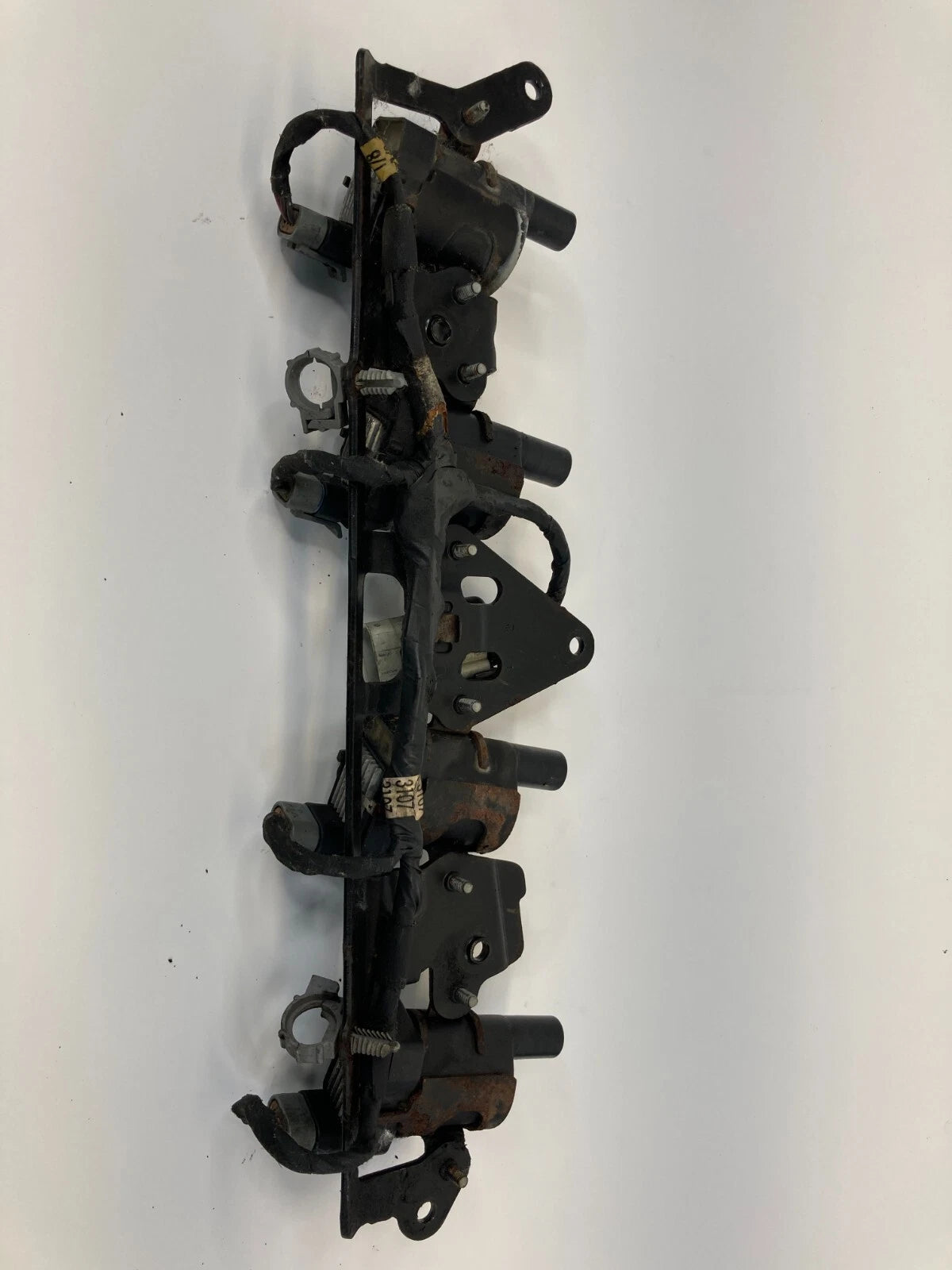 00-06 CHEVY TAHOE GMC YUKON RIGHT ENGINE IGNITION COIL IGNITER PACK BRACKET SET