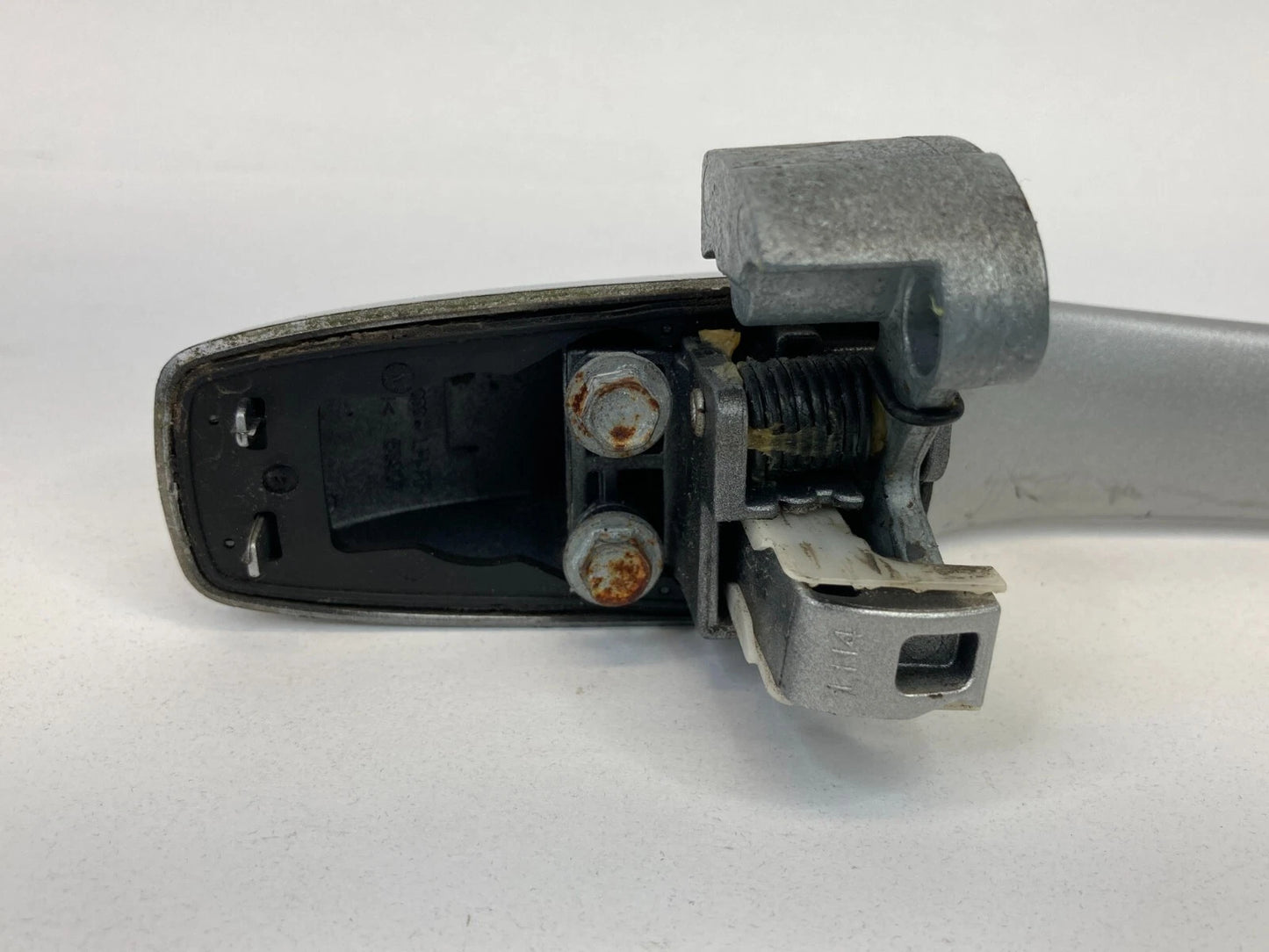 2011 2012 2013 2014 CHRYSLER 200 REAR LEFT SIDE EXTERIOR OUTER DOOR HANDLE OEM