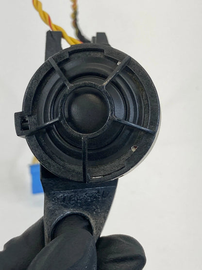 1999-2001 BMW 323i FRONT RIGHT SIDE DOOR TWEETER SPEAKER 65-13-8-368-236 OEM