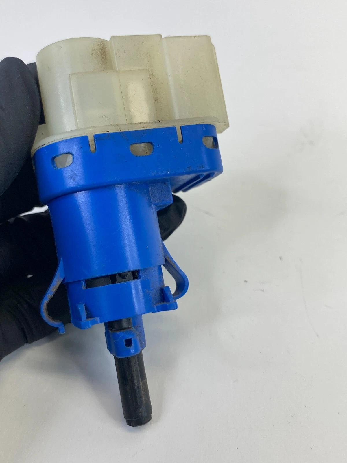 2015 2016 2017 Chrysler 200 Brake Pedal Stop Light Sensor Switch OEM