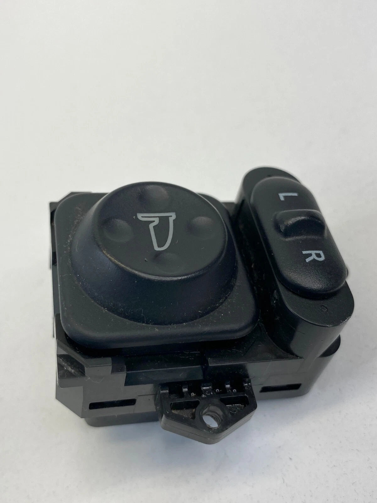 2005-2010 HONDA ODYSSEY FRONT LEFT DRIVER SIDE DOOR MIRROR ADJUSTMENT SWITCH OEM