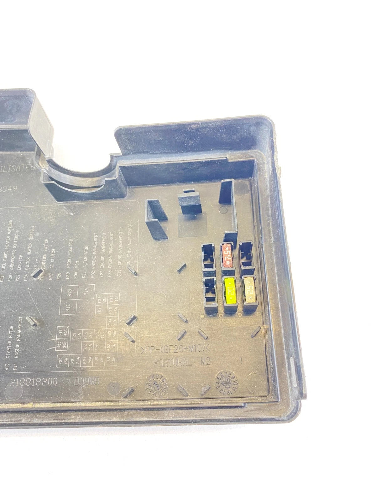 2006 VOLVO S40 ENGINE COMPARTMENT FUSE RELAY BOX COVER LID CAP 30728349