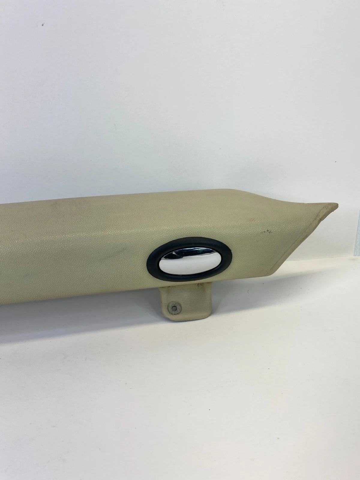 2007-2013 MINI COOPER PASSENGER KNEE BOLSTER TRIM CREAM WHITE OEM 51452752844