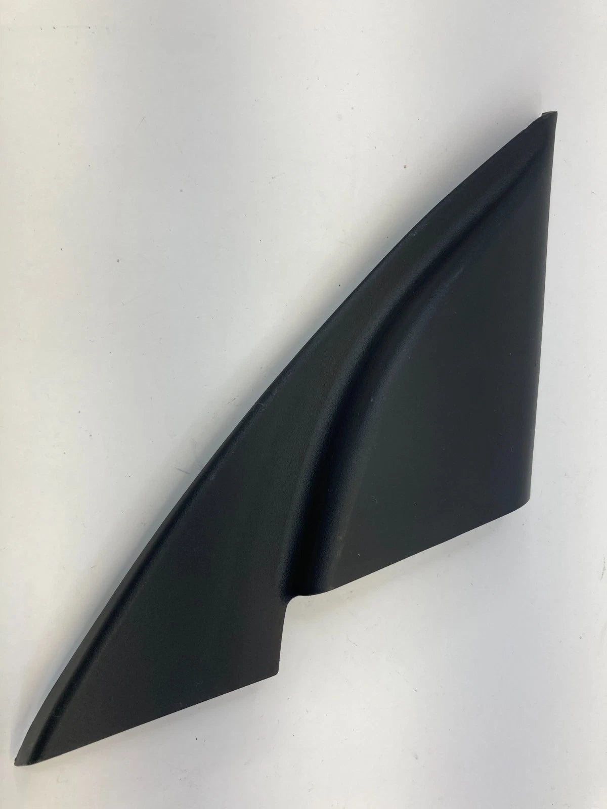 12-15 KIA OPTIMA FRONT RIGHT SIDE DOOR MIRROR CORNER COVER TRIM 87660-4C000 OEM