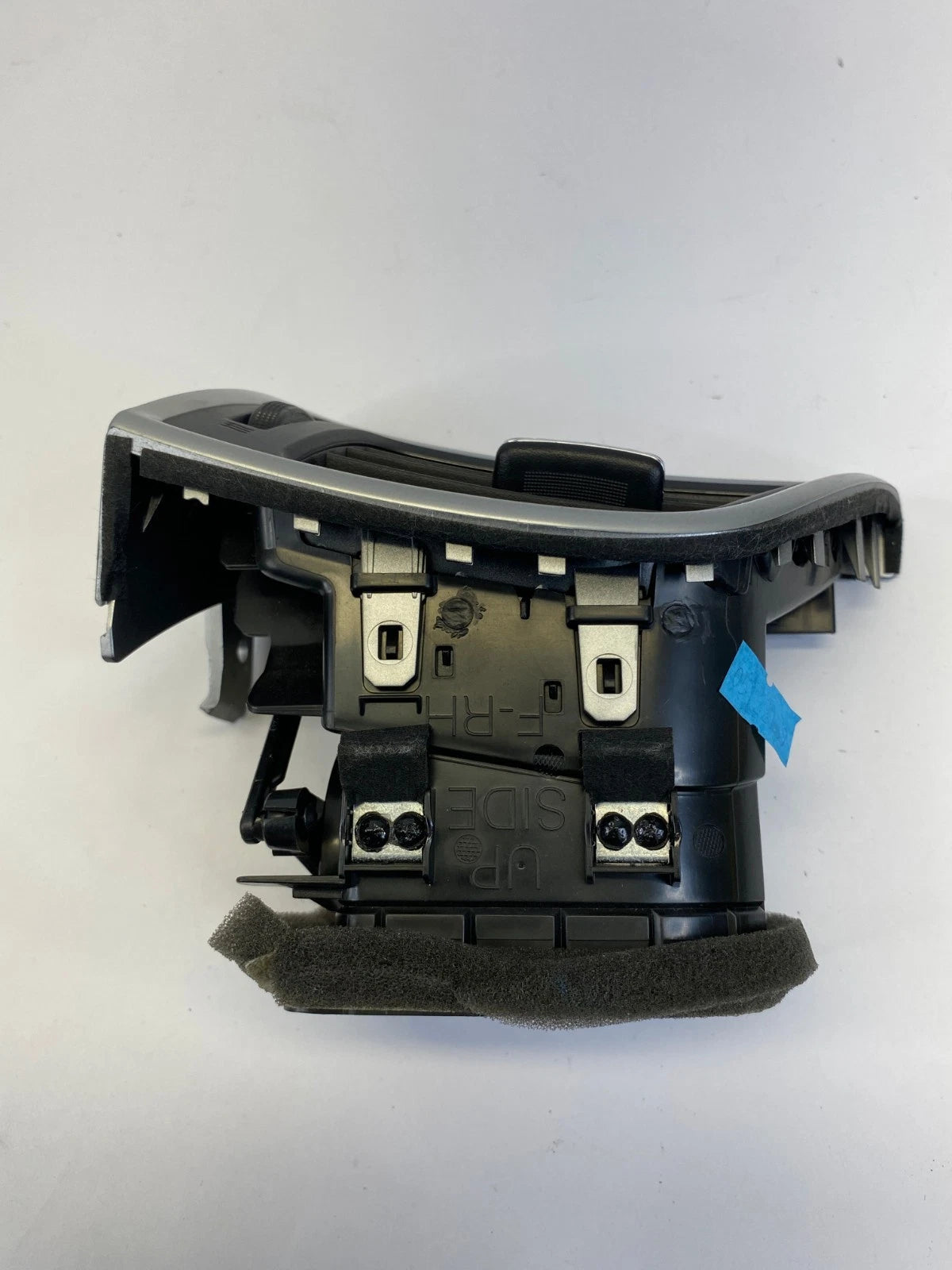2013-2019 NISSAN SENTRA RIGHT SIDE DASH AIR VENT A/C GRILLE OUTER 68760-3SG0A