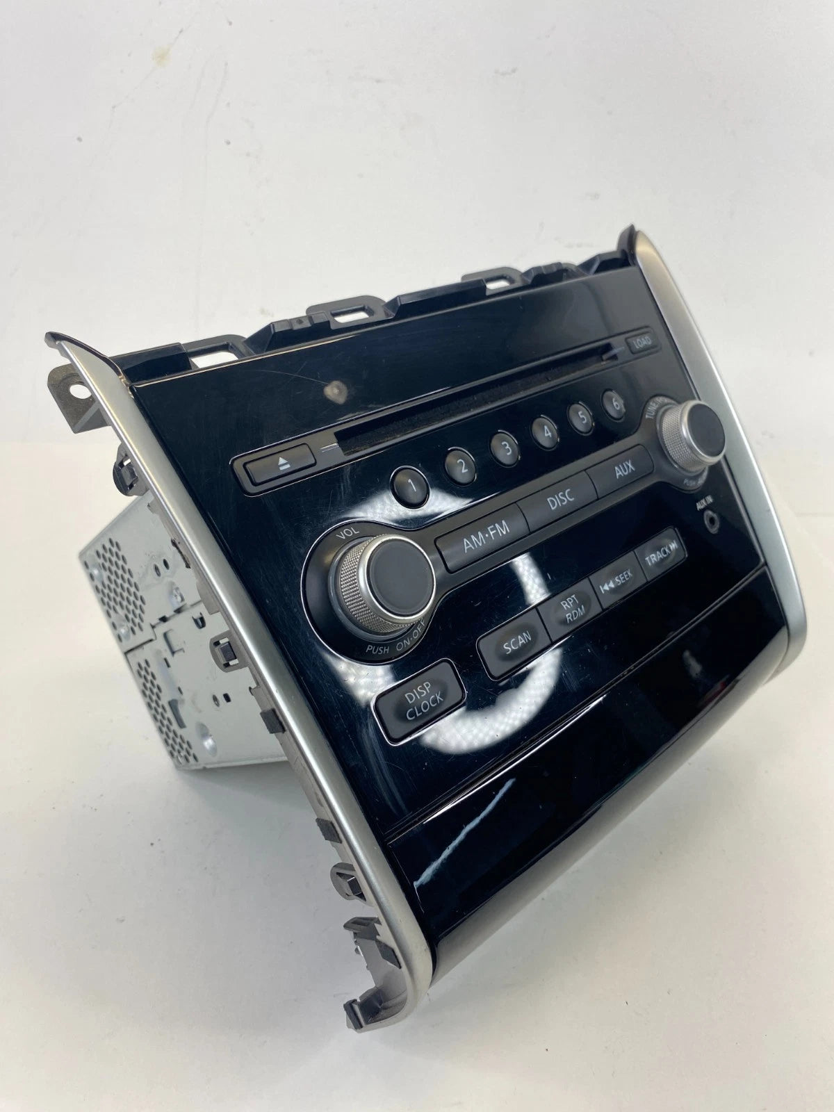 2013-2016 Nissan Pathfinder Radio AM/FM AUX CD Player Receiver Assy 28185-3KA1A