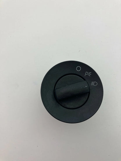 2008 2009 2010 2011 FORD FOCUS SEDAN HEADLIGHT CONTROL SWITCH 8S4T-13D061-AC OEM