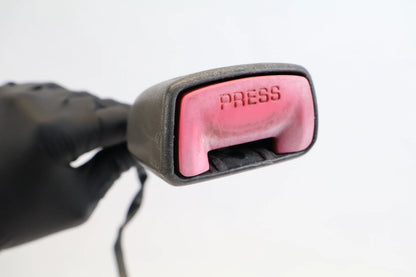 2004-2009 TOYOTA PRIUS FRONT LEFT DRIVER SIDE SEAT BELT BUCKLE E034501 OEM