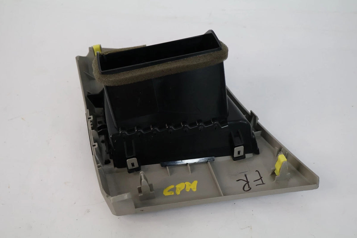 11-14 TOYOTA SIENNA DASH RIGHT A/C AIR VENT OUTLET DUCT W/ BEZEL 55680-08011 OEM