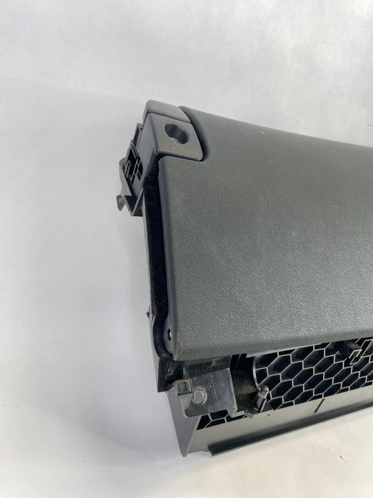 2009-2011 LEXUS IS250 IS350 DASH GLOVE BOX STORAGE COMPARTMENT 55550-53060 OEM