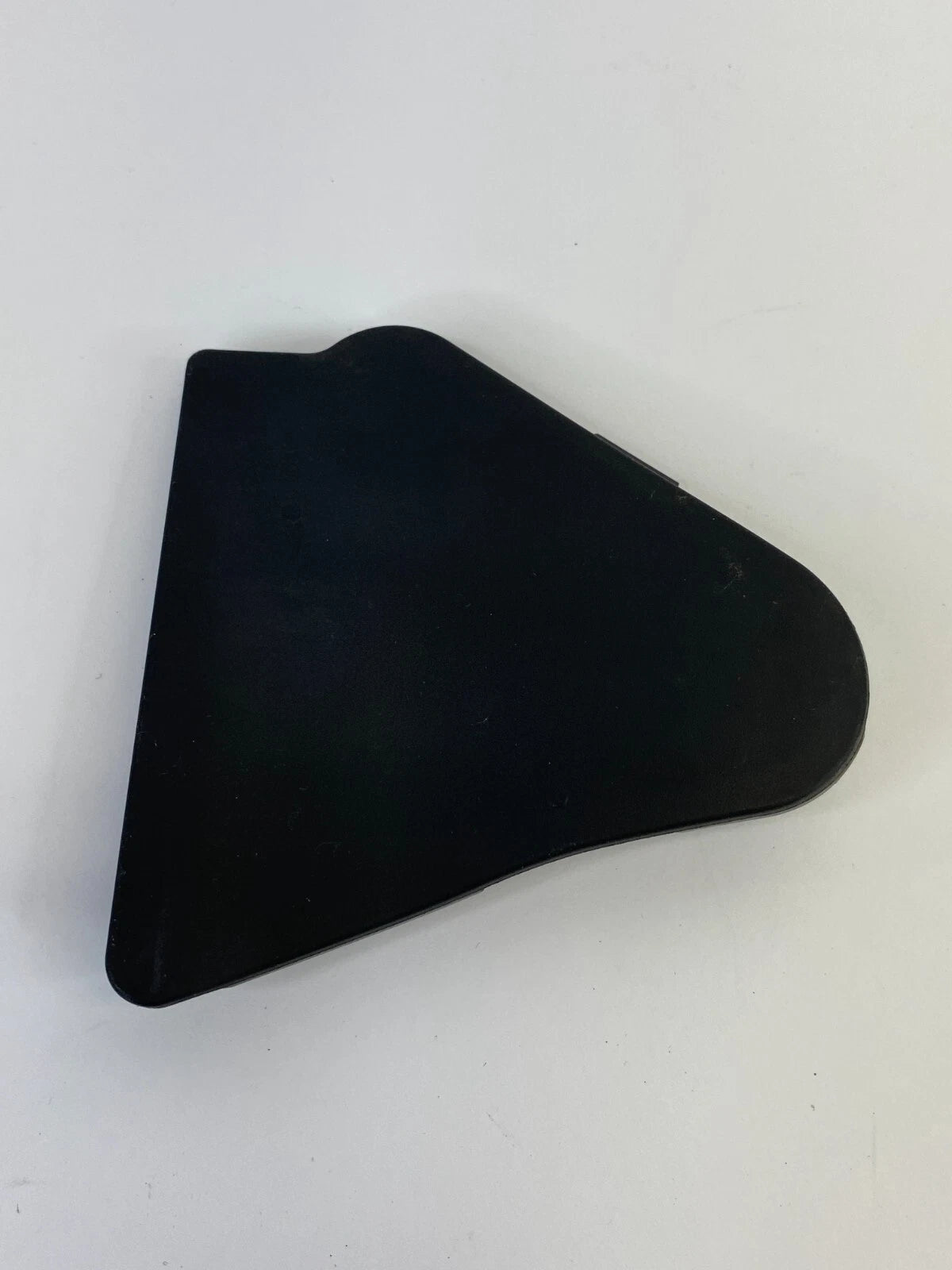 10-15 TOYOTA PRIUS FRONT RIGHT DOOR INNER MIRROR CORNER LOCK STRIKER COVER OEM