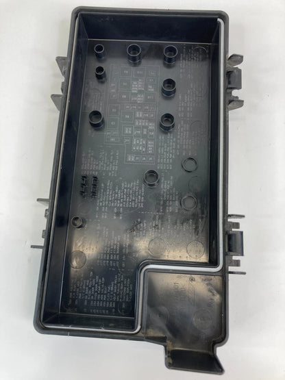 2011-2014 DODGE GRAND CARAVAN 3.8L FUSE RELAY BOX BATTERY COVER LID R62337-001