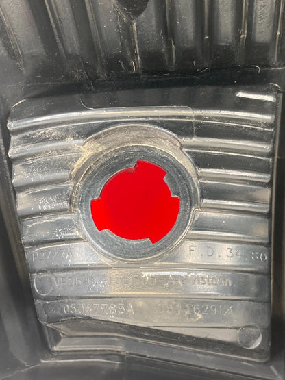 2009 2010 DODGE JOURNEY REAR LEFT OUTER QUARTER TAIL LIGHT TAILLIGHT 05067785AB