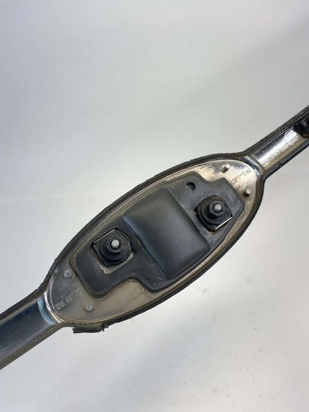 2010-2012 FORD TAURUS TRUNK LID APPLIQUE MOLDING CHROME BEZEL PANEL & EMBLEM OEM