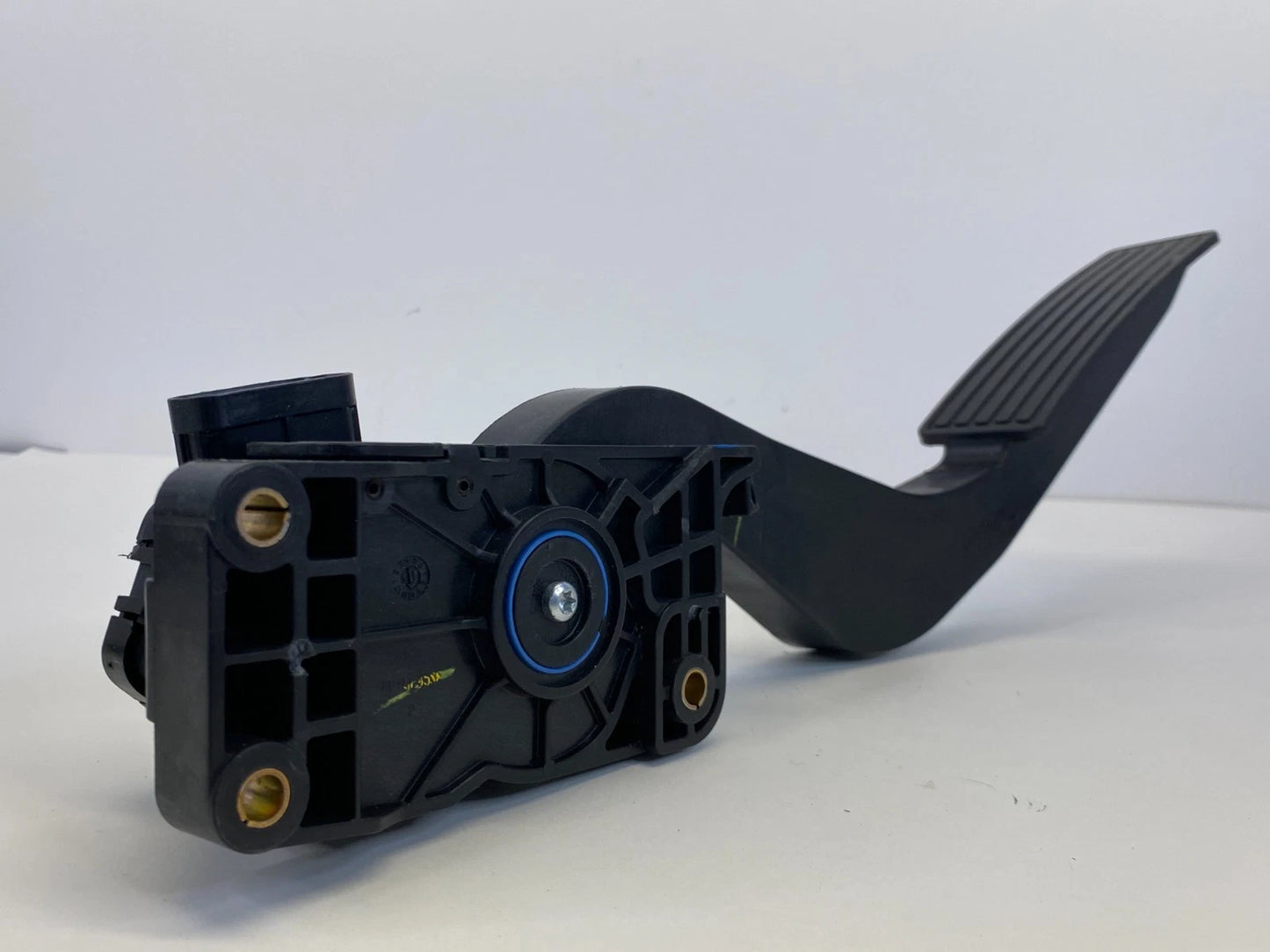10-17 CHEVROLET EQUINOX GMC TERRAIN ACCELERATOR GAS PEDAL POSITION SENSOR OEM