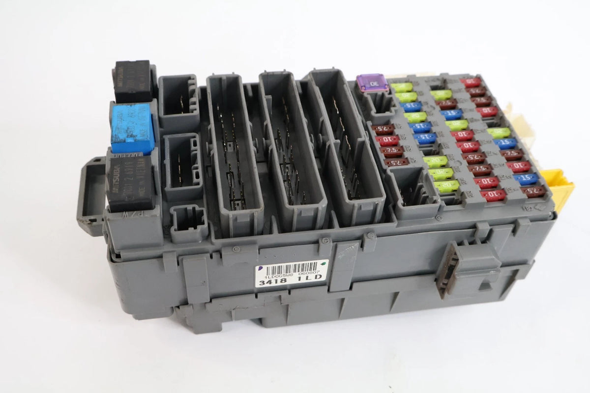 2007-2011 HONDA CR-V 2.4L INTERIOR FUSE RELAY BOX COMPARTMENT SWA-A11 OEM