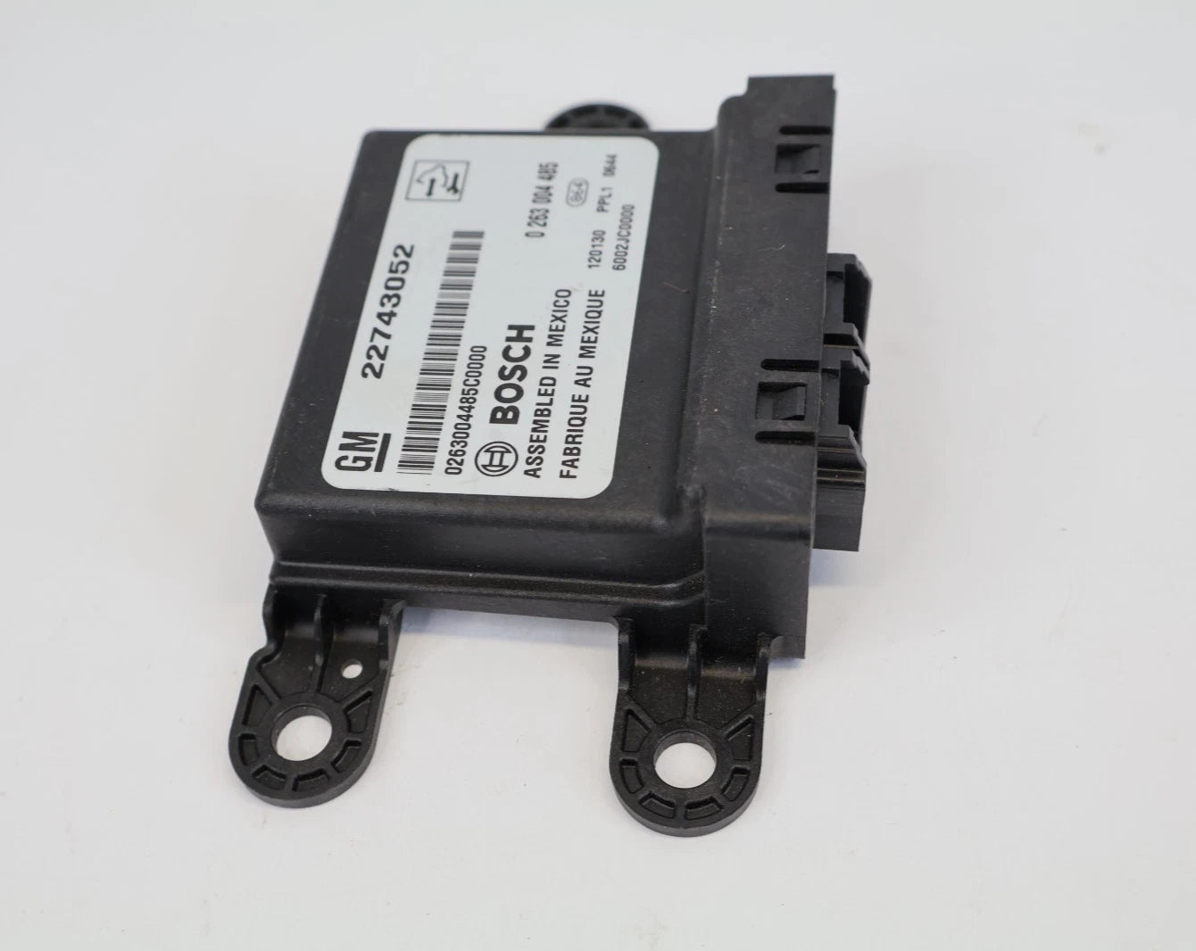 12-17 CHEVROLET TRAVERSE REAR PARK ASSIST PARKING CONTROL MODULE OEM 22743052